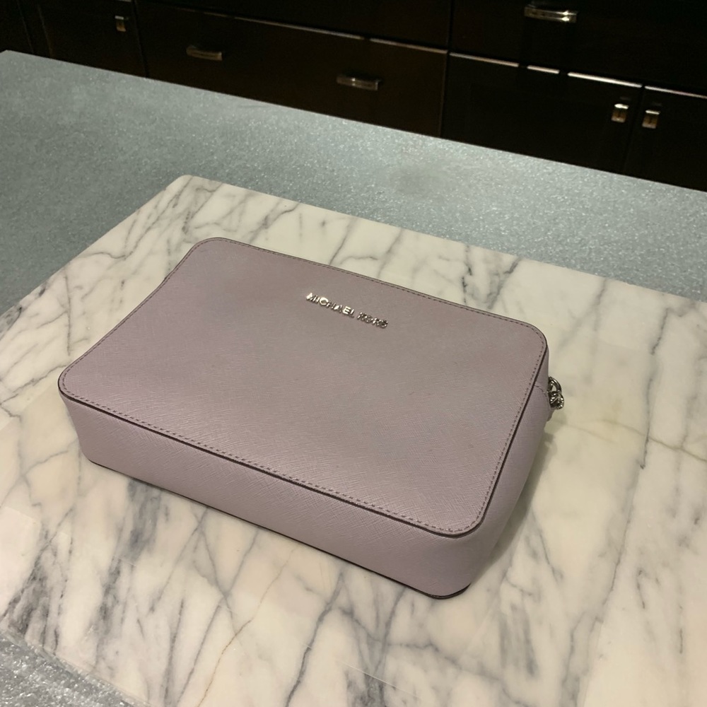 Perfect Condition Michael Kors Crossbody purse